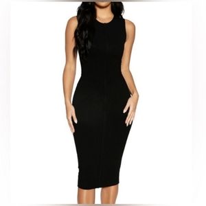 Naked Wardrobe NWT Women's Black Hourglass Midi Dress